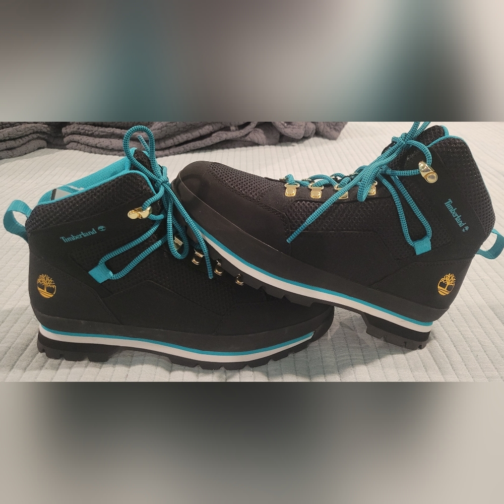 Timberland Women's Euro Hiker Mid Lace-Up Boot size 8